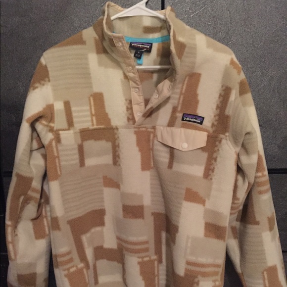 patagonia synchilla khaki